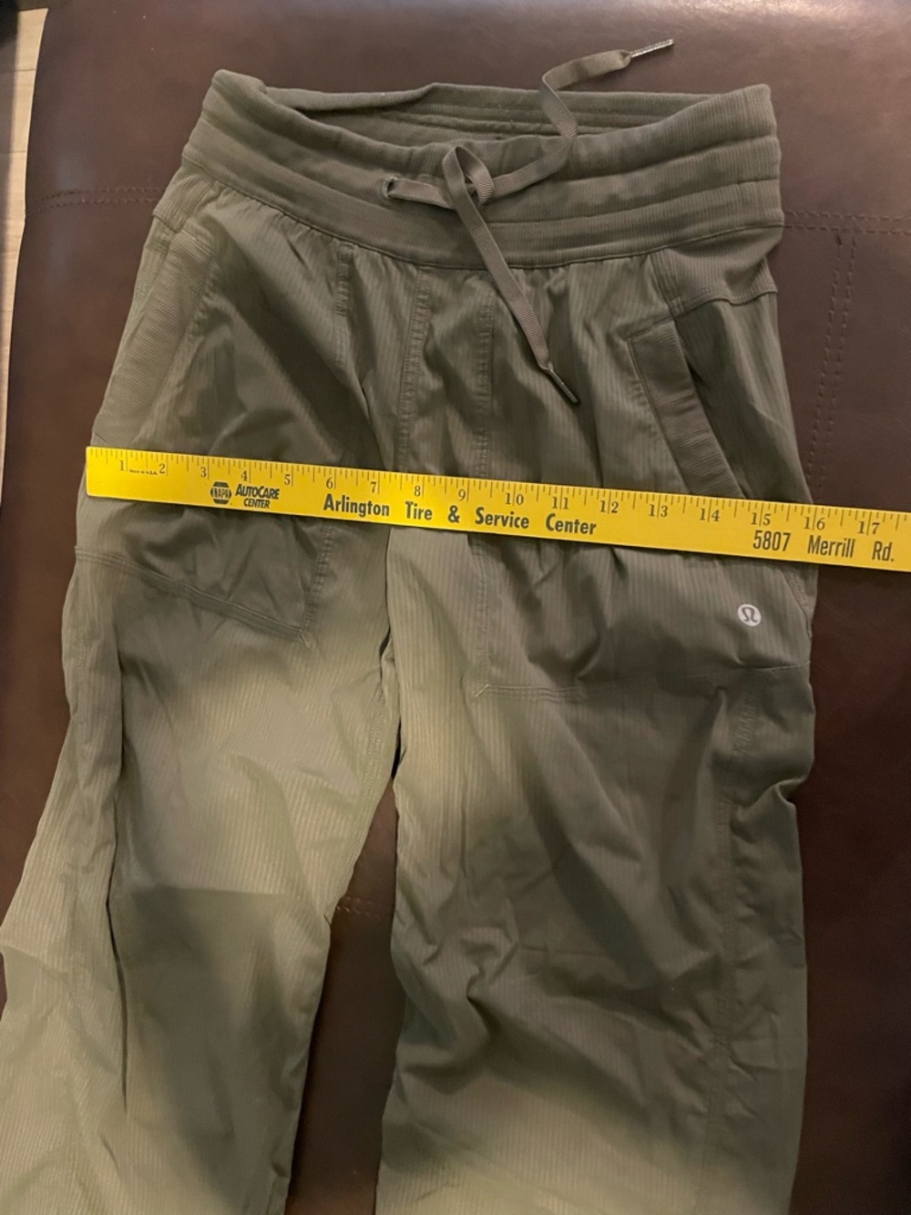 Lululemon Dance Studio Pants Green Size 2 Gorpcore Athleisure stretchy comfort - Picture 9 of 11